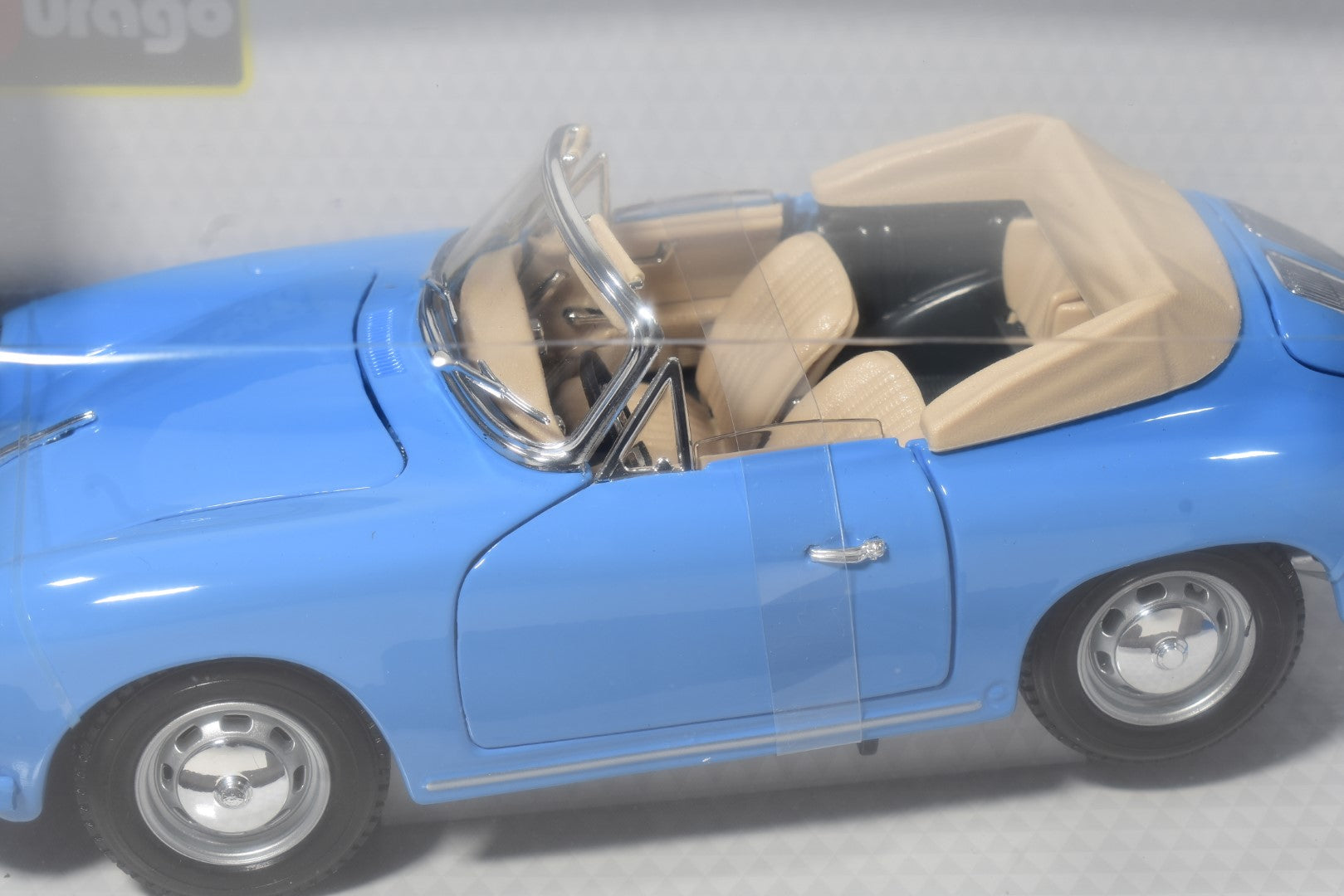 bburago porsche 365b 1/18 scale diecast model top