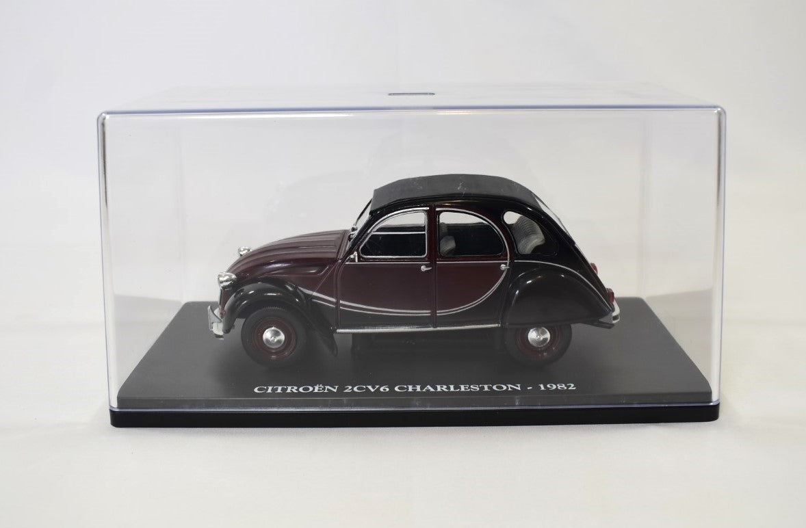OPO 10 – Citroën 2CV 6 Charleston 1982 – 1:24 Metall-Miniatur – Oldtimer-Sammlermodell In Plexiglas-Box OPO 10 – Citroën 2CV 6 Charleston 1982 – 1:24 Metall-Miniatur – Oldtimer-Sammlermodell In Plexiglas-Box