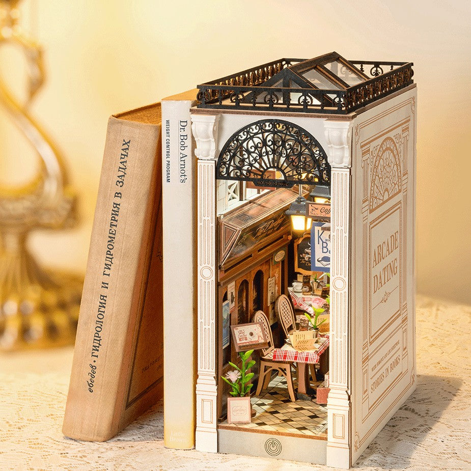 Rolife Book Nook Arcade Dating TGB10 built