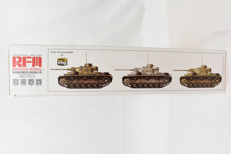 Ryefield Model Panzer Pz.Kpfw.III Ausf.J 1/35 Scale Tank Plastic Model Kit profiles
