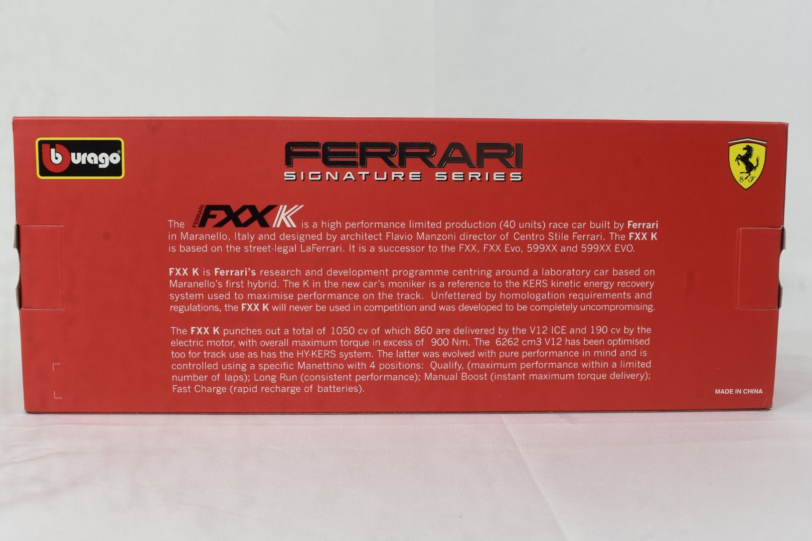 Bburago Ferrari Signature FXX K 44 1/18 box
