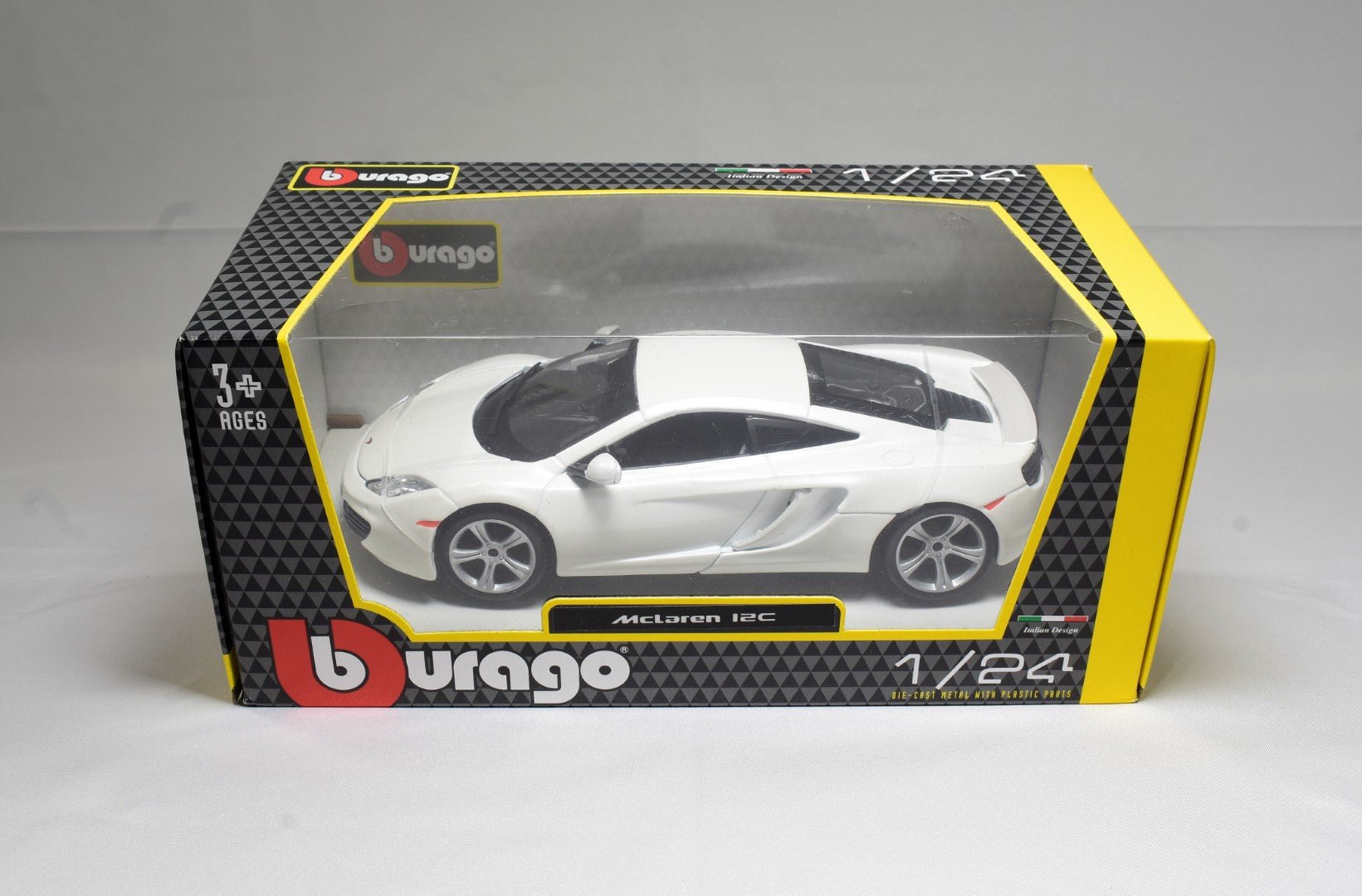 Bburago Mclaren 12C MP4 White 1/24 Diecast