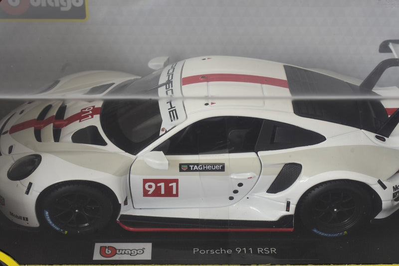 Bburago Porsche 911 RSR 1/24 scale diecast model car white close up