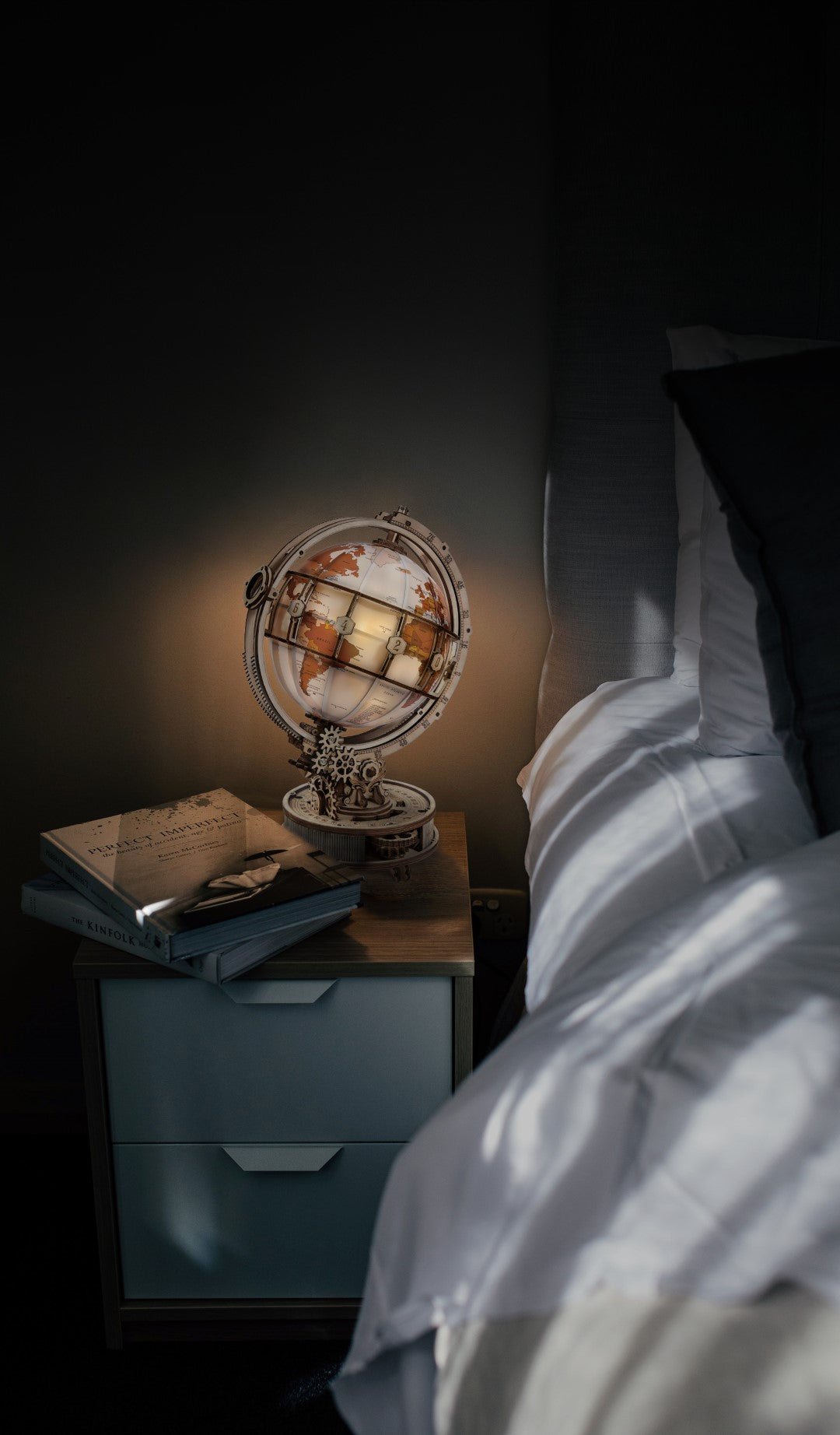 Rokr Luminous Globe Wooden Puzzle model kit ST003 night light