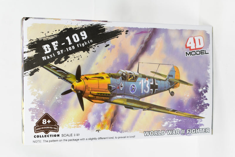 4D Model Messerschmitt BF-109 1/48 Scale Snap Fit Model Kit pre-painted No.3 box