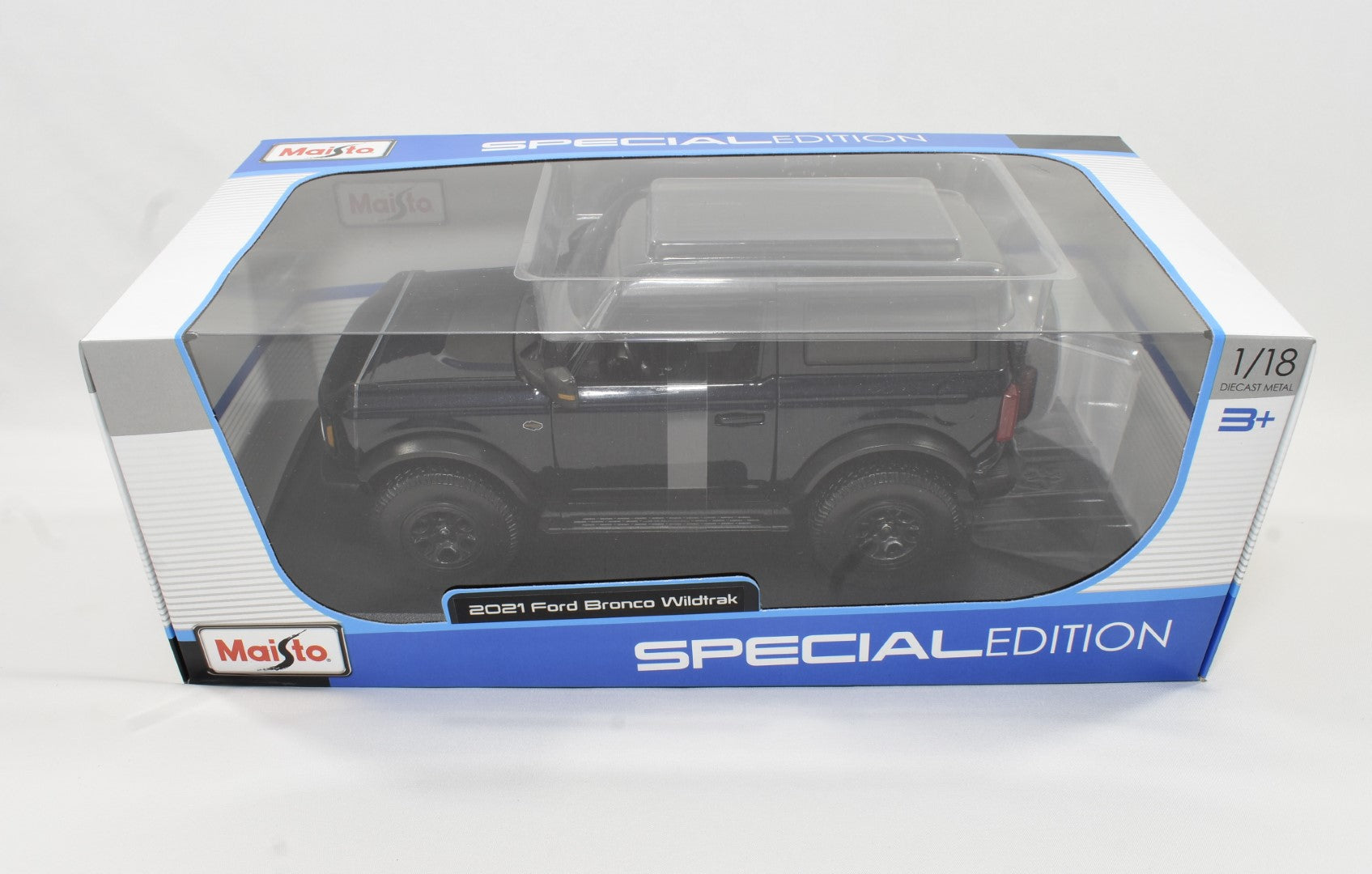 Maisto 2021 Ford Bronco Wildtrak 1/18 scale diecast model