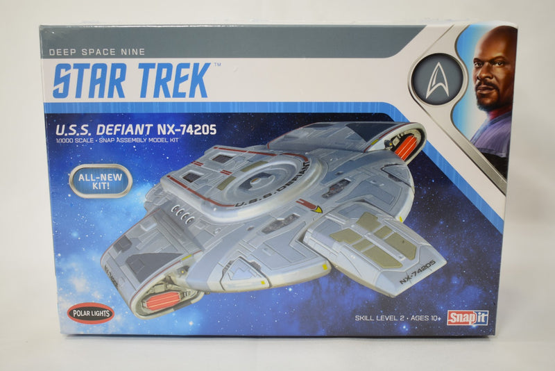 Polar Lights Star Trek U.S.S. Defiant Deep Space NineNX-74205 1/1000 scale Snap-it model kit