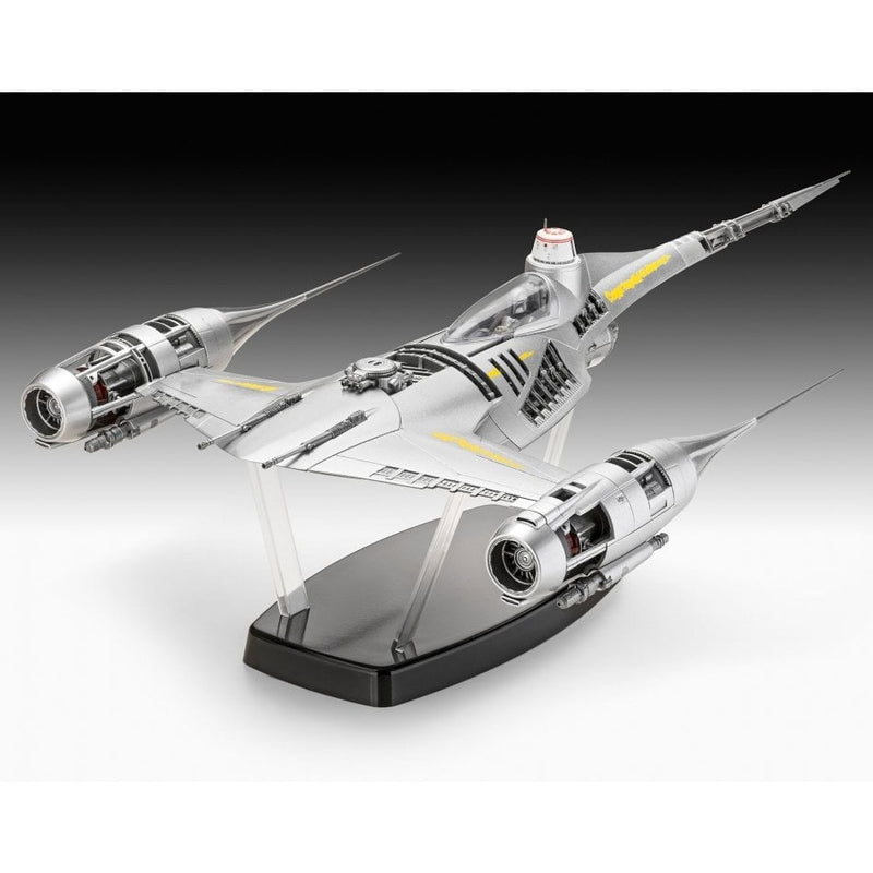 Revell Star Wars The Mandalorian N1 Starfighter 1/24 scale model kit built