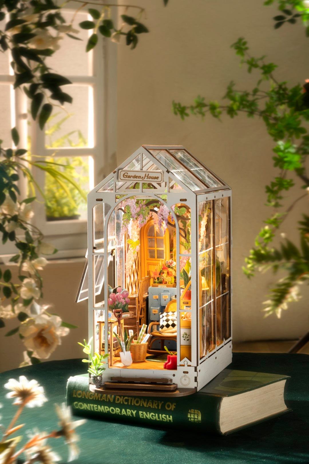 Rolife Book Nook Garden House Green house model kit on display