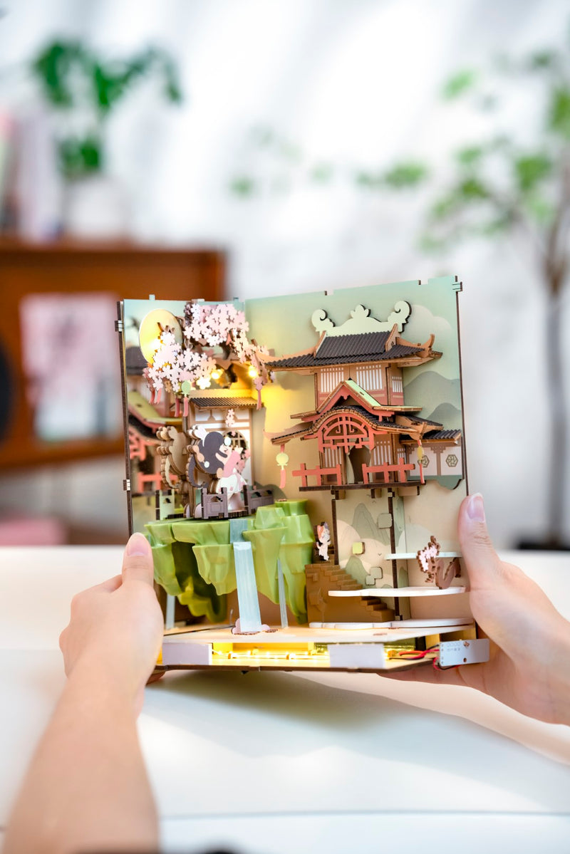 Rolife Falling Sakura Book Nook DIY Miniature House Model kit TGB05