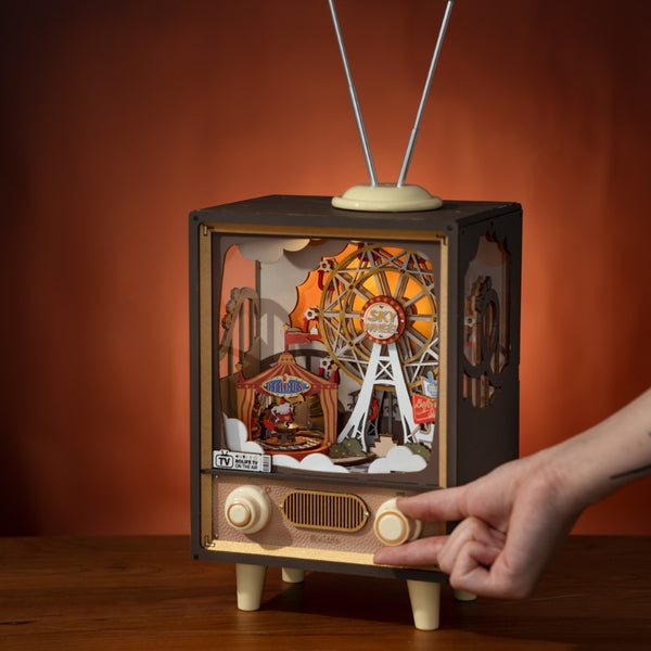 Rolife Sunset Carnival Music Box Wooden Model Kit AMT01