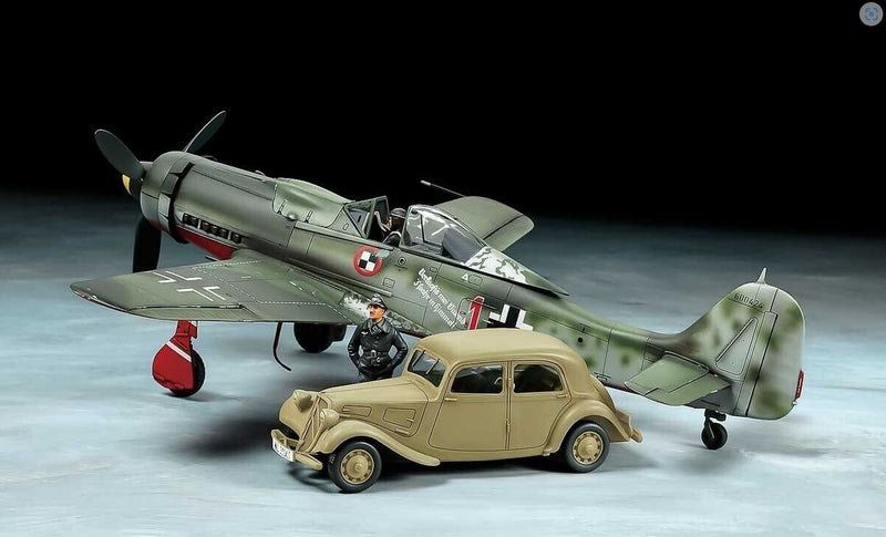 Tamiya Focke-Wulf FW190D and Citroen 11CV Staff Car 1/48 scale model kit set built