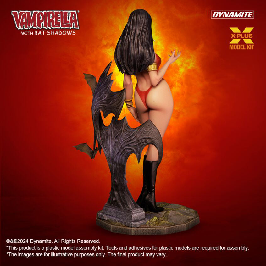 X-Plus Models Vampirella With Bat Shadows Plastic Model kit rear view