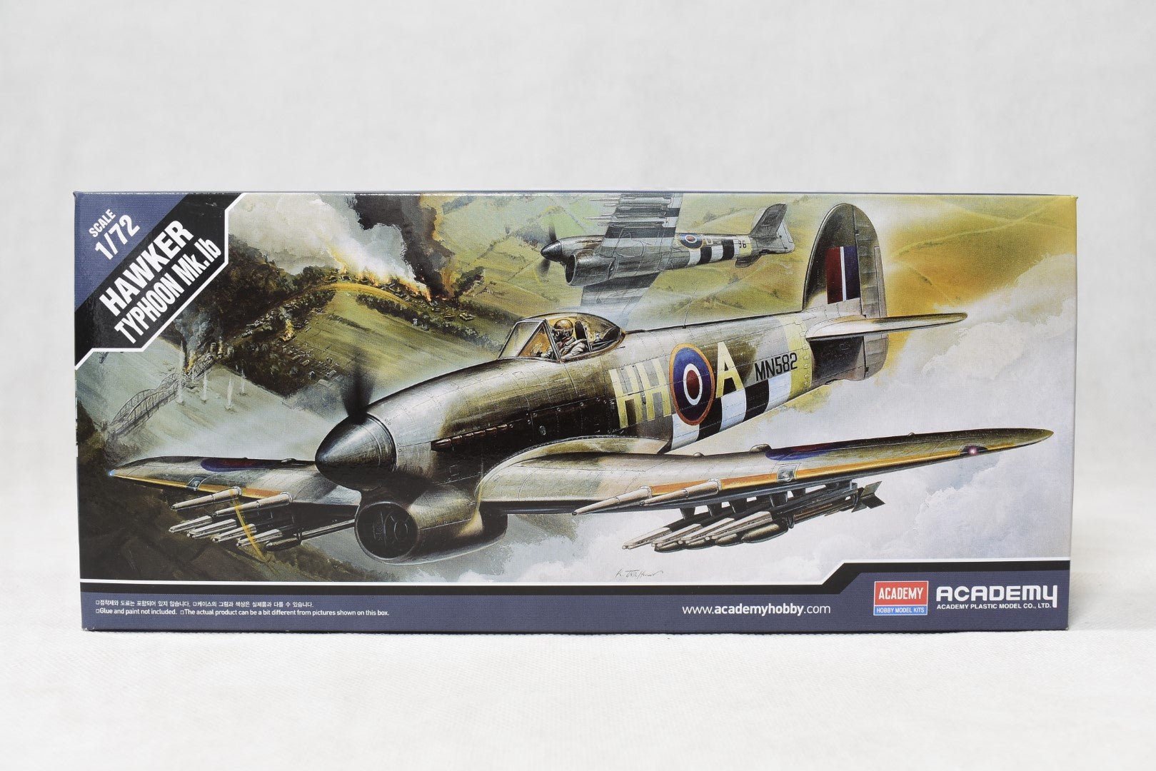 Academy Hawker Typhoon 1/72 model