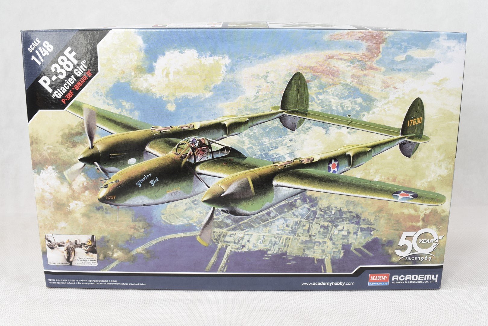 Academy P-38F Glacier Girl Model kit