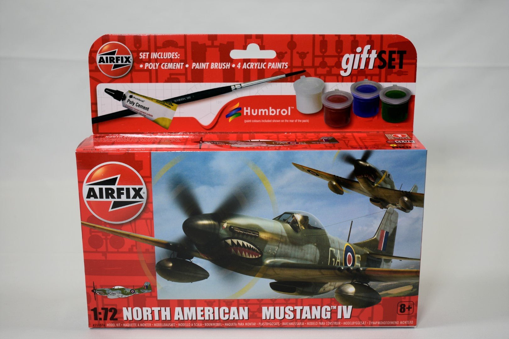 Airfix North American Mustang IV 1/72 Starter Set