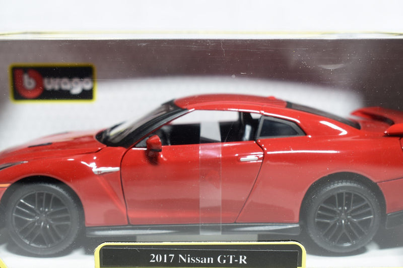 Bburago 2017 Nissan GT-R 1/24 Diecast model side