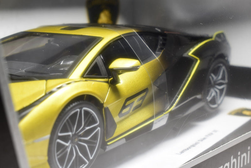 Bburago Lamborghini Sian Yellow 1/18 side