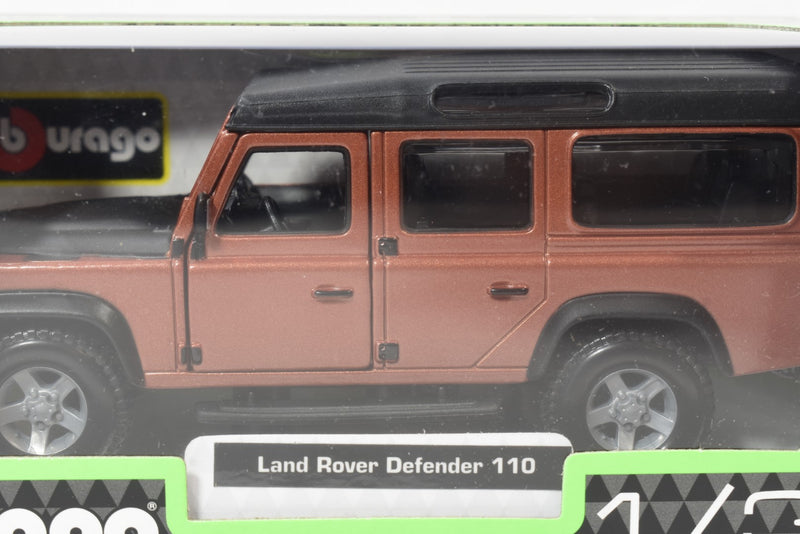 Bburago Land Rover Defender 110 1/32 Diecast model side