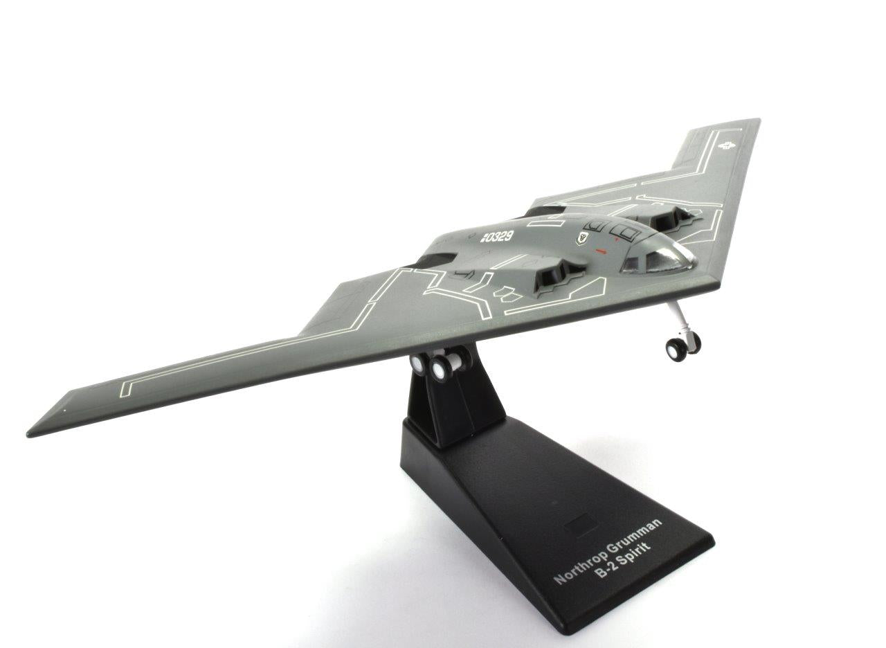 B-2 spirit  stealth bomber 1/200 scale diecast model