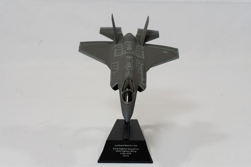 Hachette F-35A Lightning diecast model plane