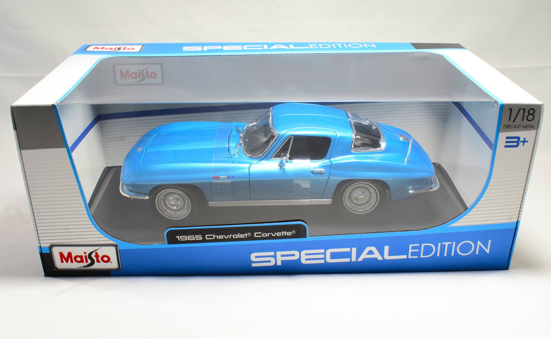 Maisto 1965 Chevrolet Corvette 1/18 Special Edition Diecast Model Car