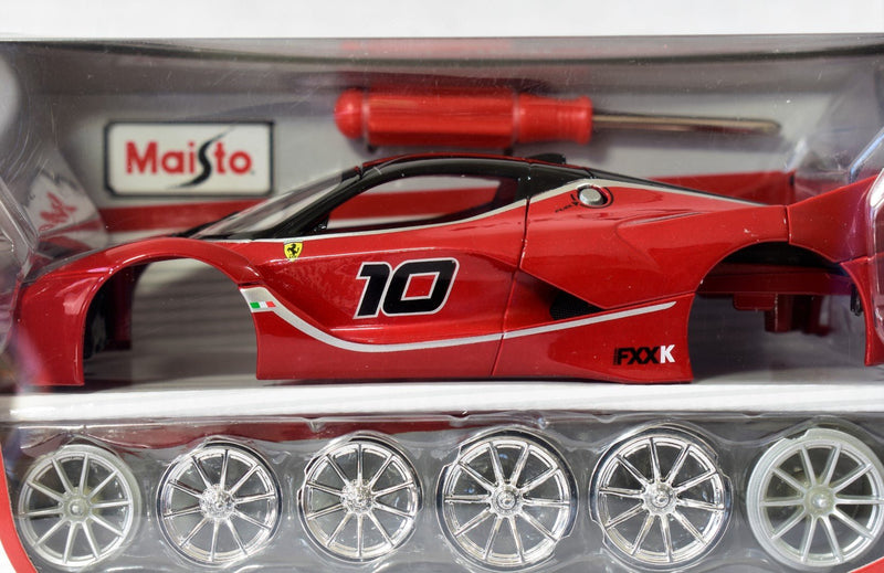 Maisto Assembly Line Ferrari FXX K 1/24 diecast model kit side