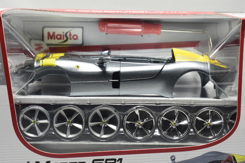 Maisto Assembly Line Ferrari Monza 1/24 scale diecast model kit close up