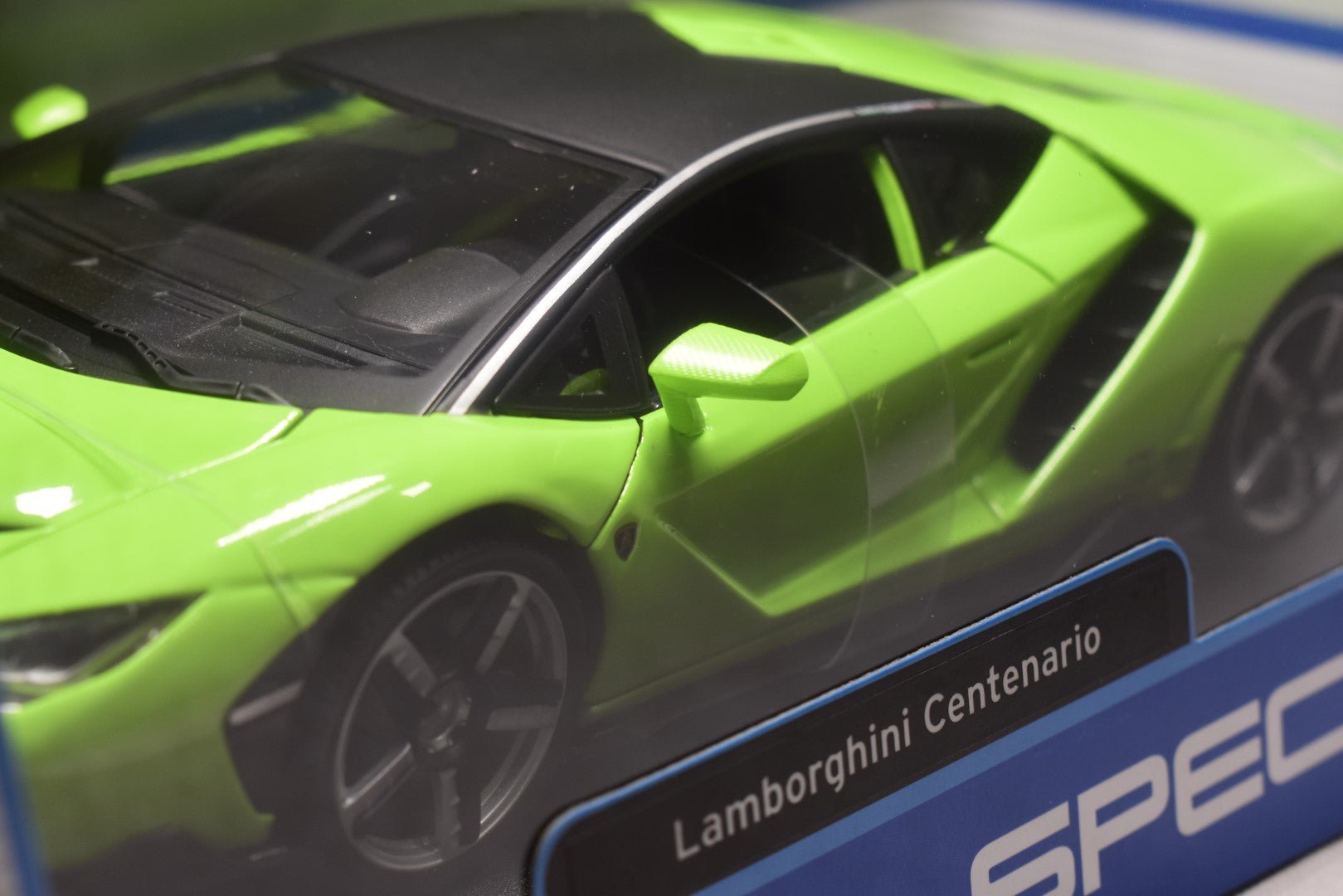 Maisto Lamborghini Centenario 1/18 Diecast special edition model front