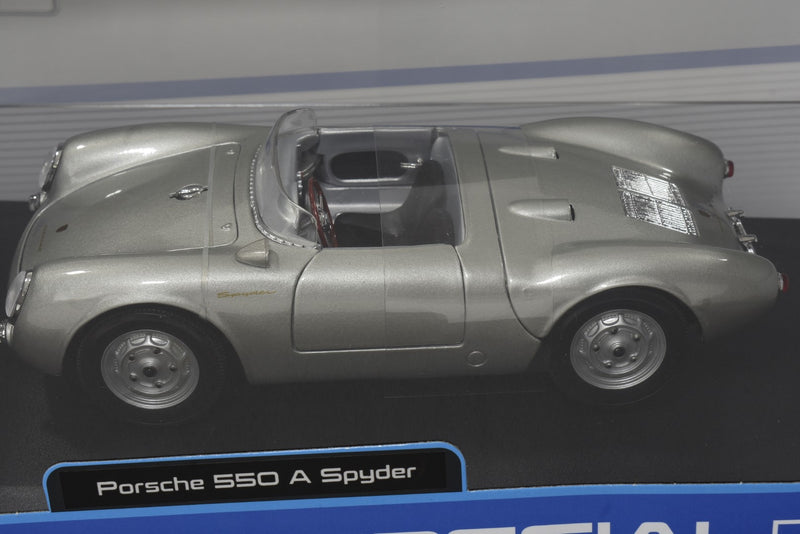 Maisto Porsche 550 A Spyder 1/18 diecast model side