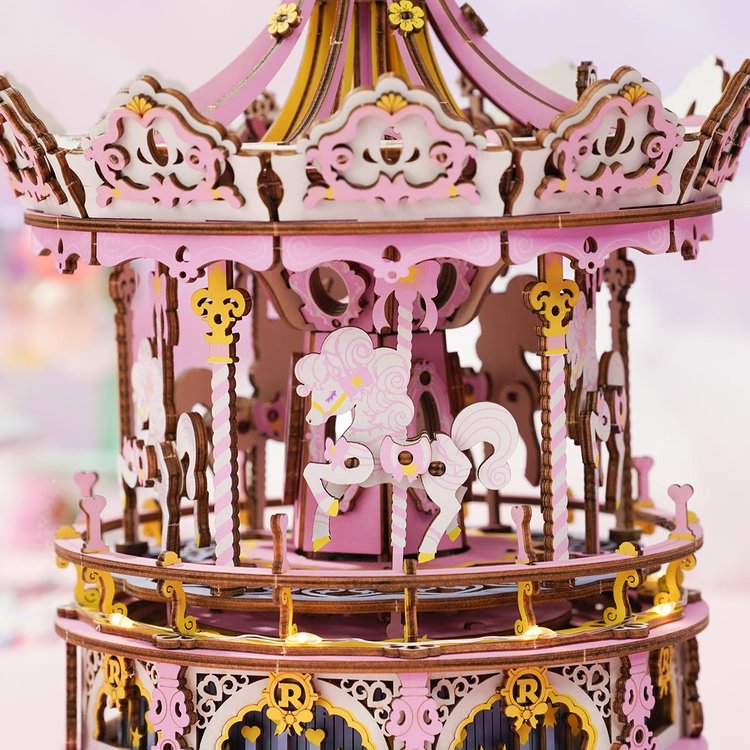 Rokr Romantic Carousel Dream Version Music Box close up