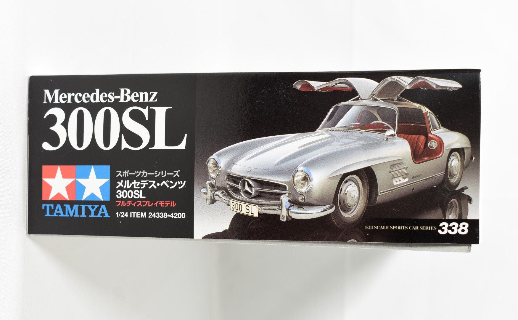 Tamiya Mercedes Benz 300SL Gull Wing 1/24 model side