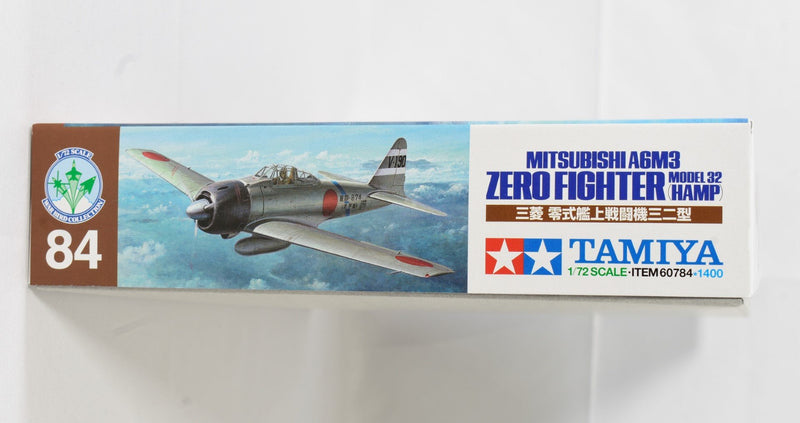 Tamiya Mitsubishi A6M3 Zero Fighter 1/72 Model side
