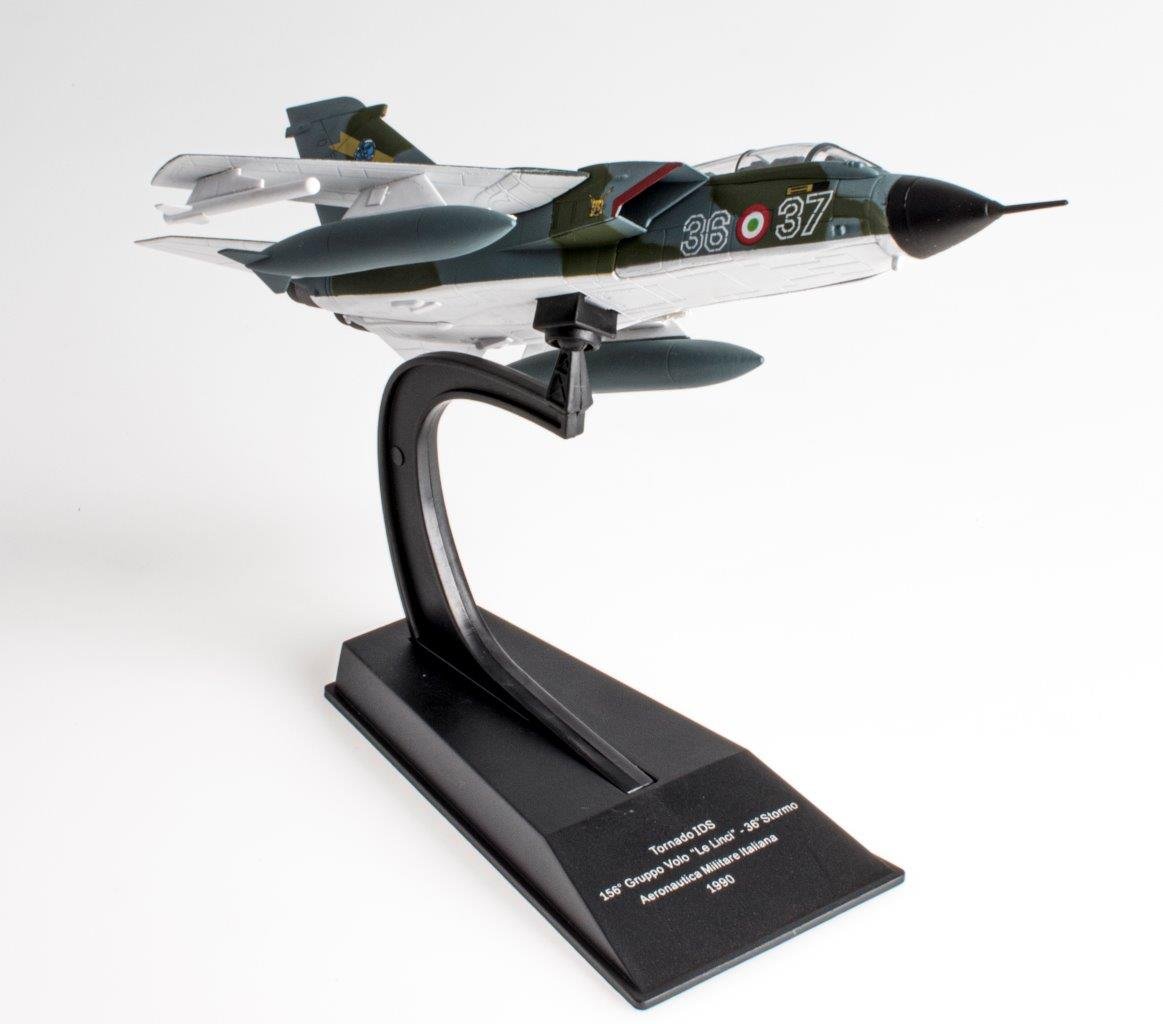 Hachette Tornado IDS 1/100 Diecast Model aircraft